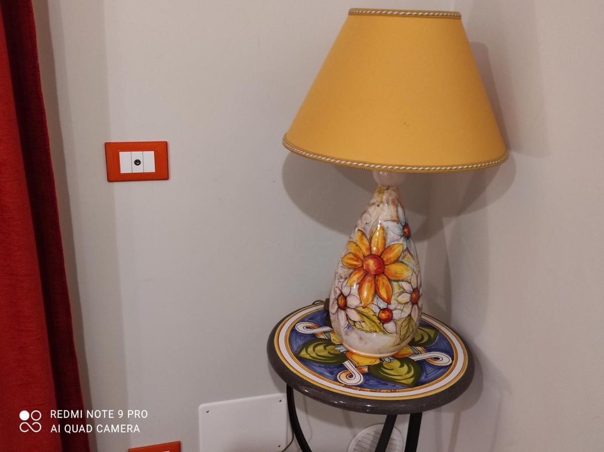 Case Vacanza Le Casette Santo Stefano di Camastra Exteriör bild