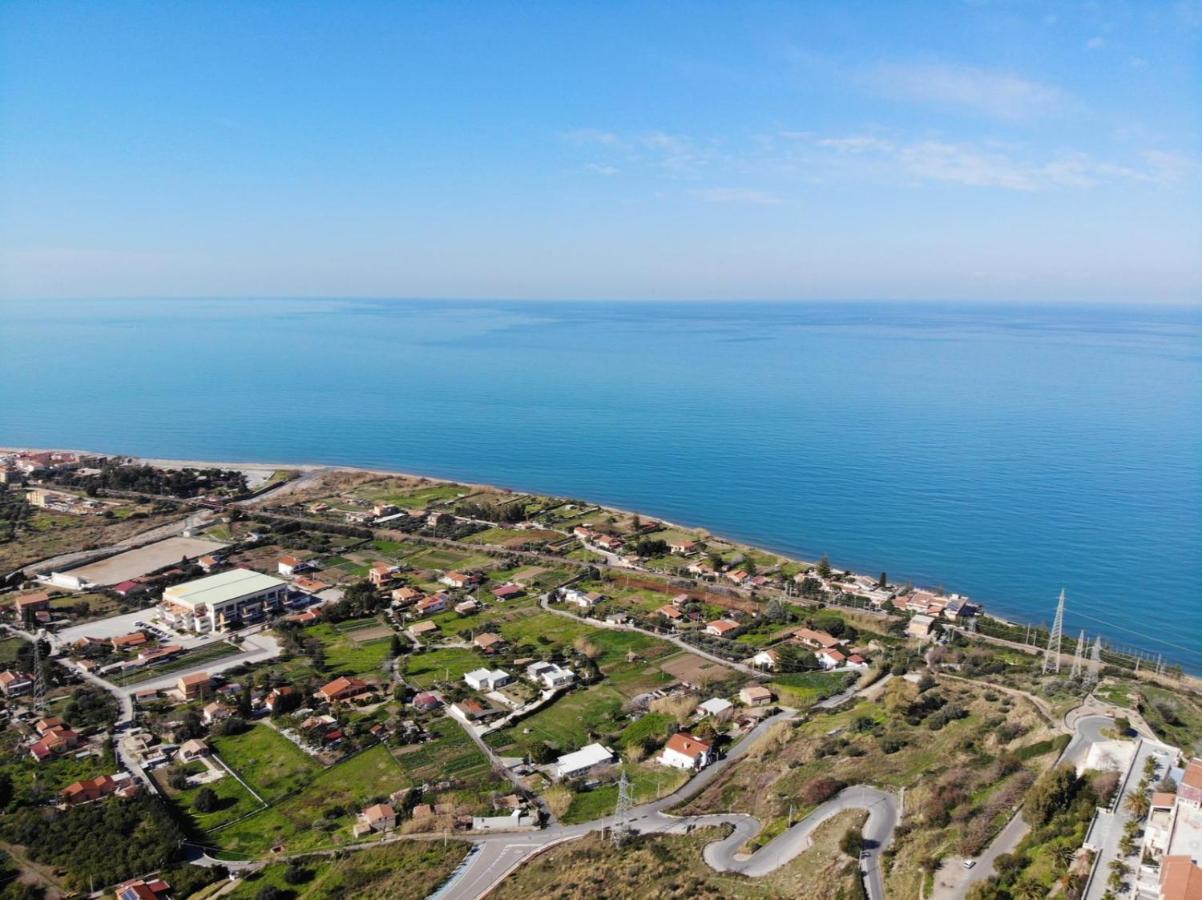 Case Vacanza Le Casette Santo Stefano di Camastra Exteriör bild